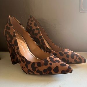 Cheetah print pumps